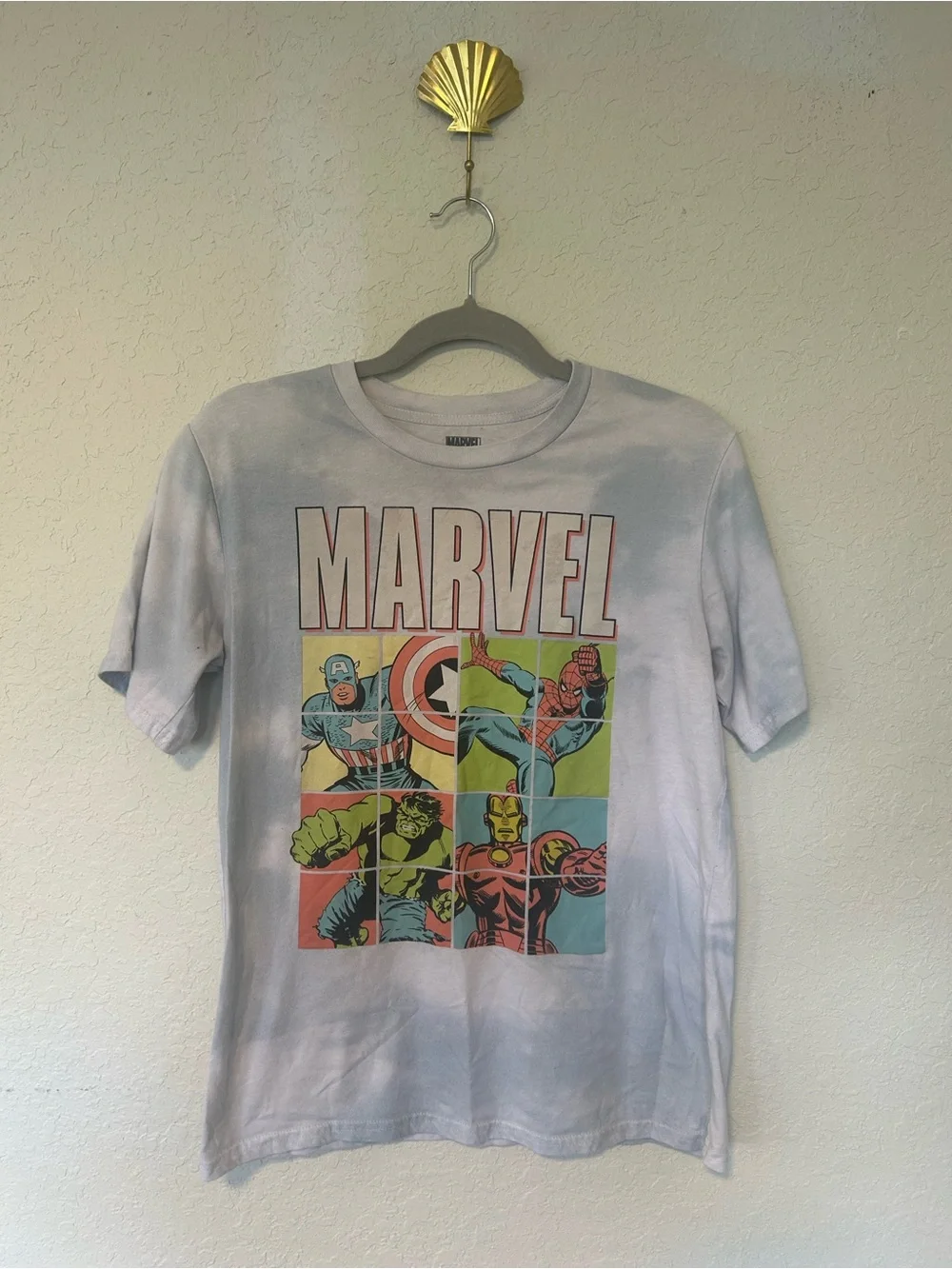 Marvel Avengers Graphic Tee Youth XL 18/20 Tie Dye T-Shirt Super Hero Comic Art
